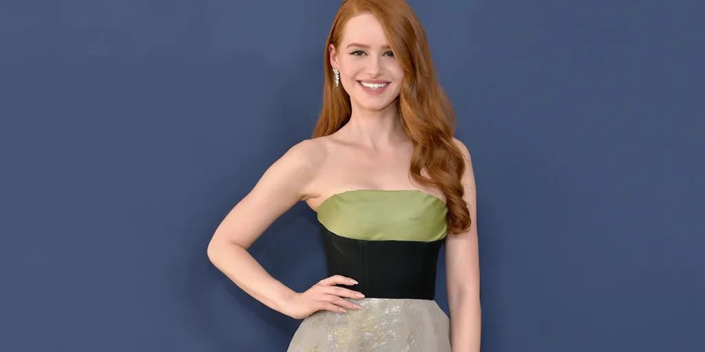 Iconic redhead actress at film premiere