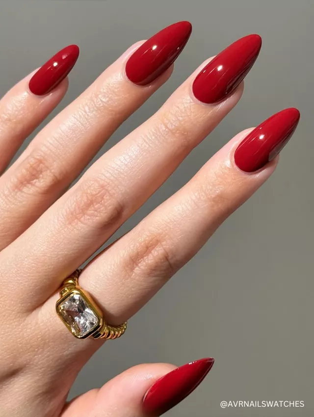 Glamourous Red – The Hollywood Classic