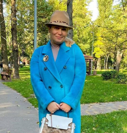 Don’t Neglect the Brooch in Your Jewelry Box