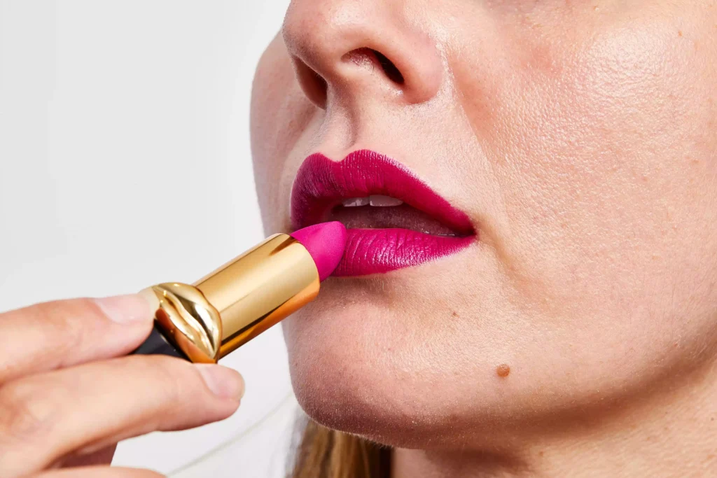 Long-Lasting Lipsticks That Stay Put
