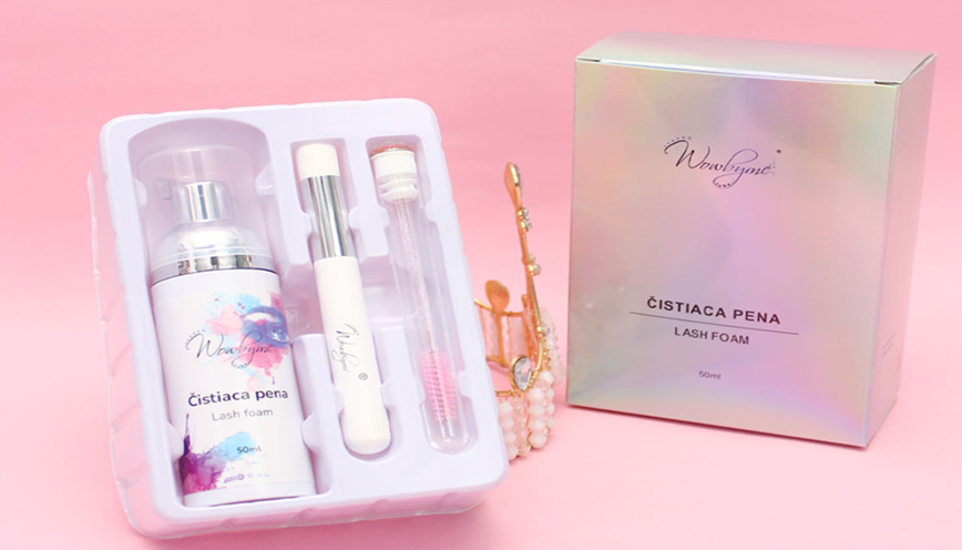 Makeup Tools That Keep Oil in Check