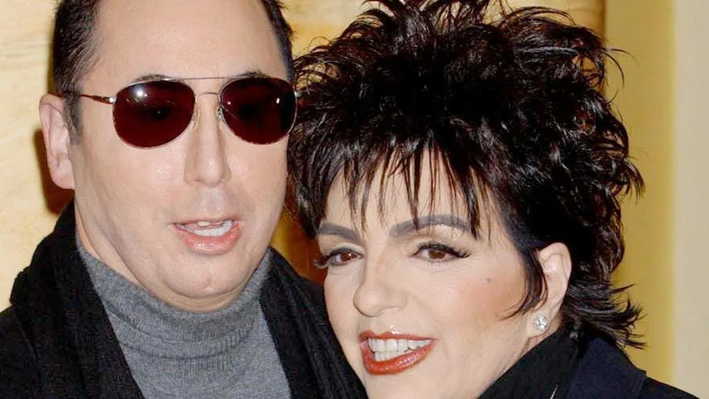 “Liza Minnelli and David Gest’s extravagant Hollywood wedding featuring Michael Jackson and Elizabeth Taylor.”