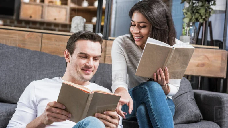 Guy Comes Into Girlfriend’s Book Club Just To Embarrass Her, Doesn’t See The Big Deal