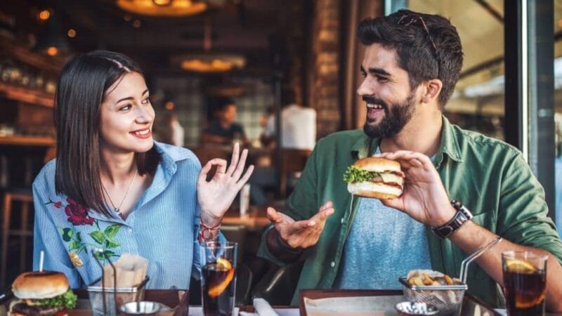 Lunch Date Goes Horribly Wrong When Woman Confronts BF About His Model Friend