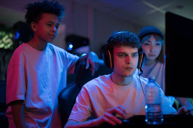 Teen Finds Out Friend Is A Thief, Comes Up With A Revenge Plan That Has Him Suffering For Years